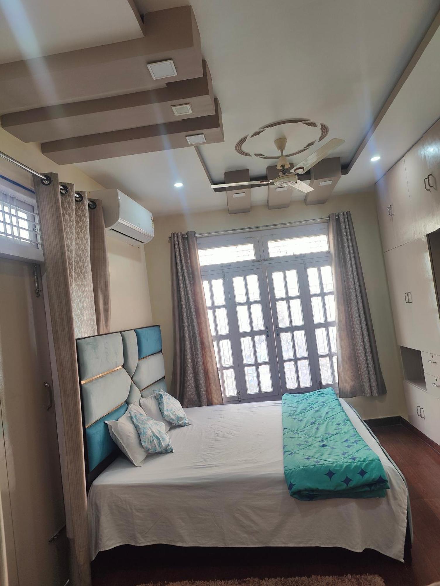 Apartment Akhand Bhawan 2bhk Varanasi