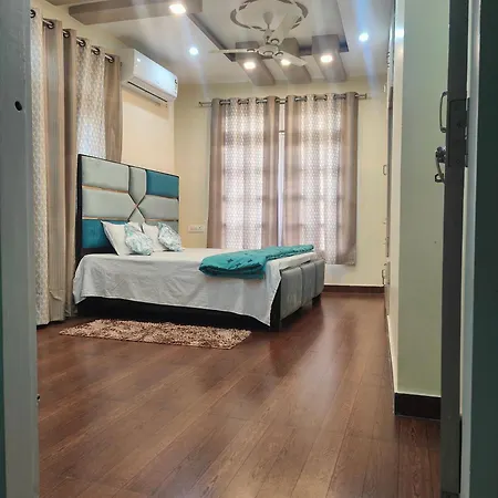 Akhand Bhawan Homestay 2Bhk Apartment Varanasi Exterior photo