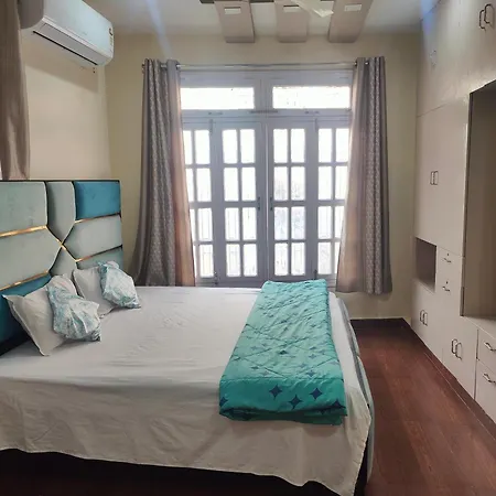 Akhand Bhawan Homestay 2Bhk Apartment Varanasi Exterior photo