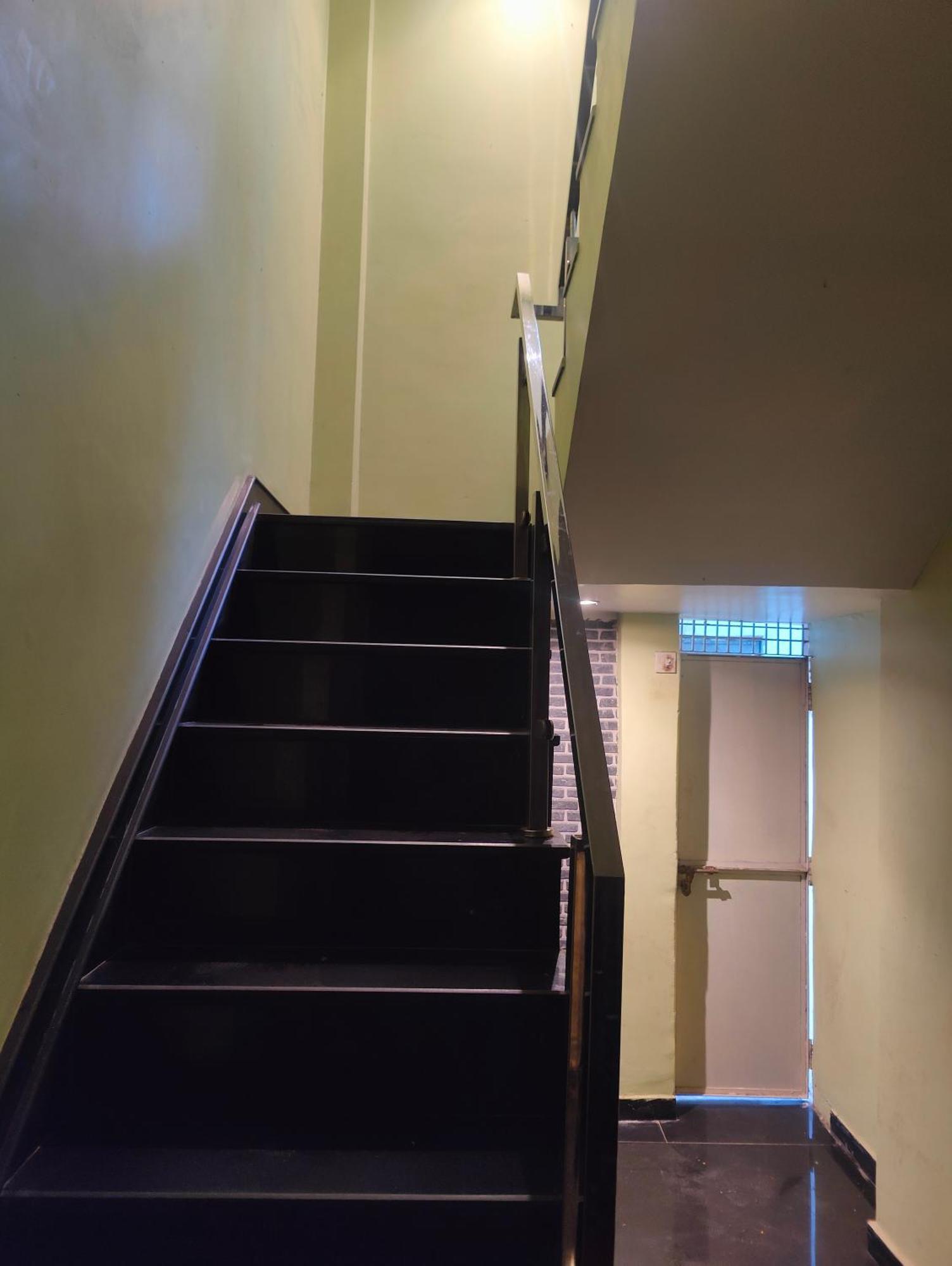 Apartment Akhand Bhawan 2bhk Varanasi
